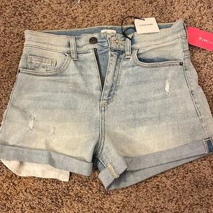Love culture high waist shorts
